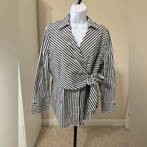 Black label by Chico’s Black and White Striped Wrap button down shirt sz 2